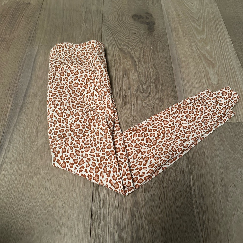 Lou & Grey Brown and Cream Leggings with All-Over Pattern